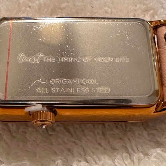 Storyteller Rose Gold Living Locket Watch main image 6